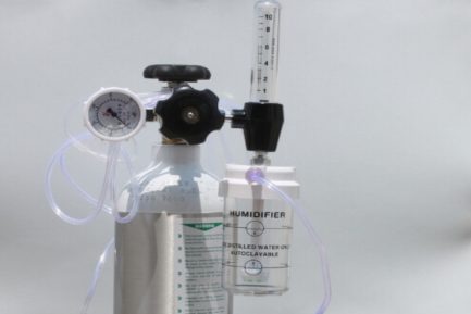Fa-Valve-Regulator-cannula-connected-Image2