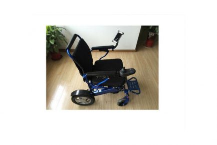 Smart Phone Holder For Electrical Wheelchair _2